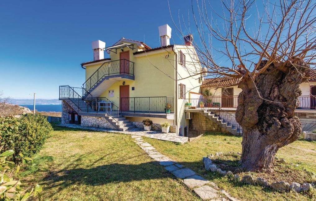 Apartments Franelli Brsec Exterior photo